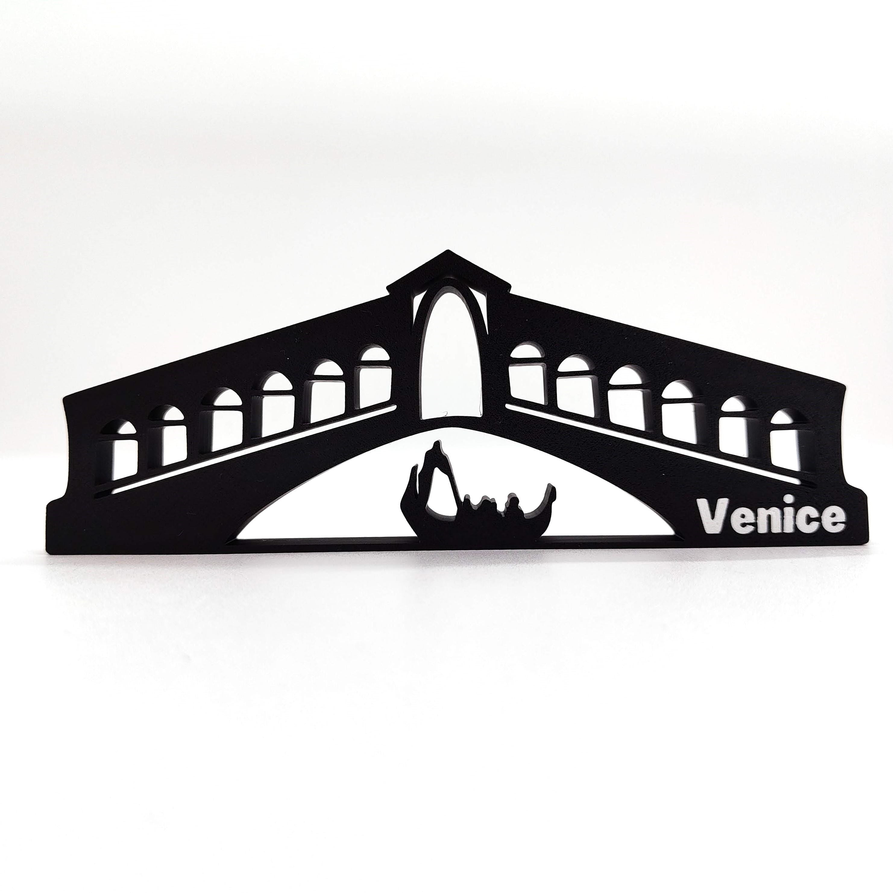Elegant Venice Decoration – Italy Souvenir with Bridge and Gondola Scene | Perfect Memory Gift from Venice